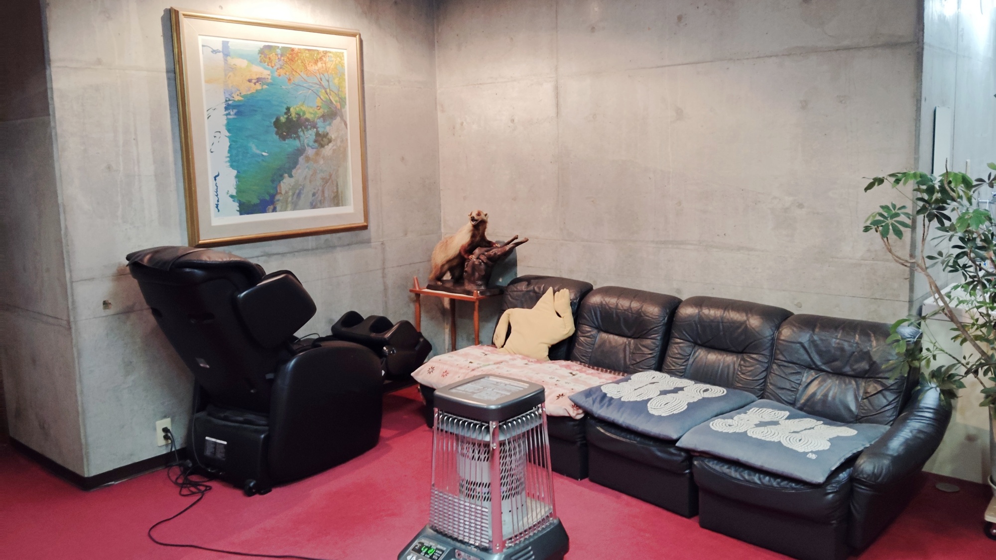 *ロビー/自宅にいるような心安らぐ空間で寛ぎのひと時を。