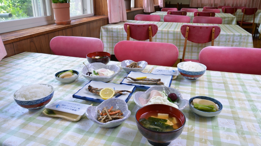 *ご朝食一例（和食）/栄養バランスの整った宿の朝ごはん。心に沁みわたる和食でお目覚め下さい。