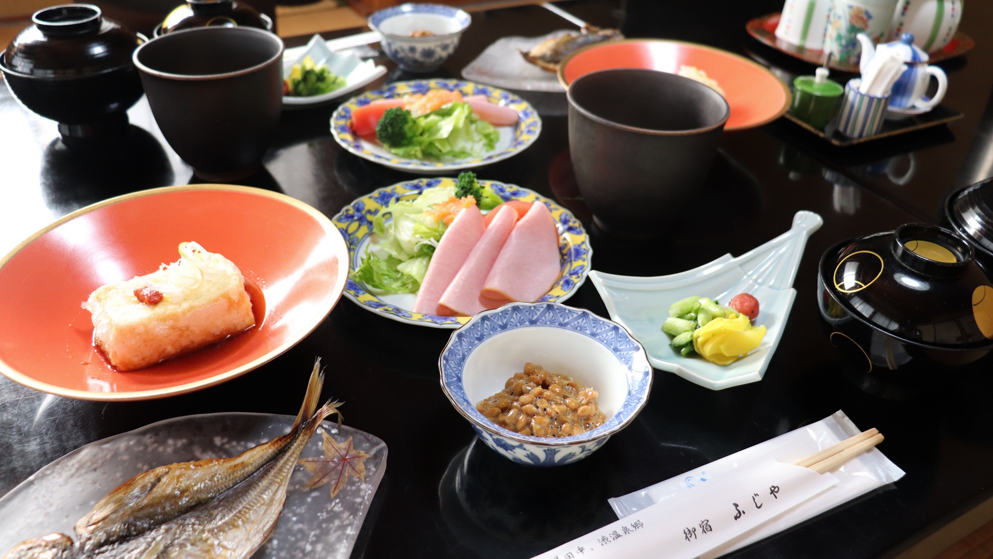 朝食