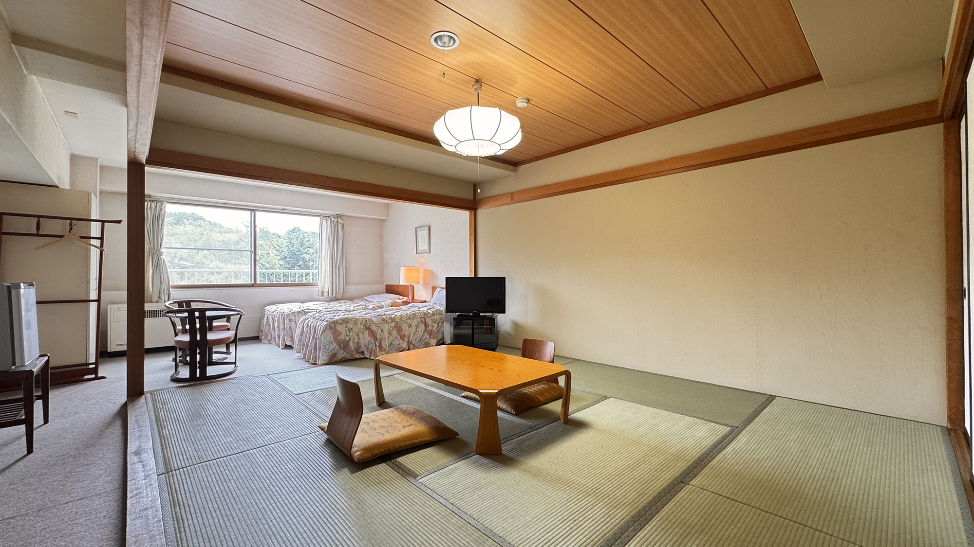 【客室】 和洋室