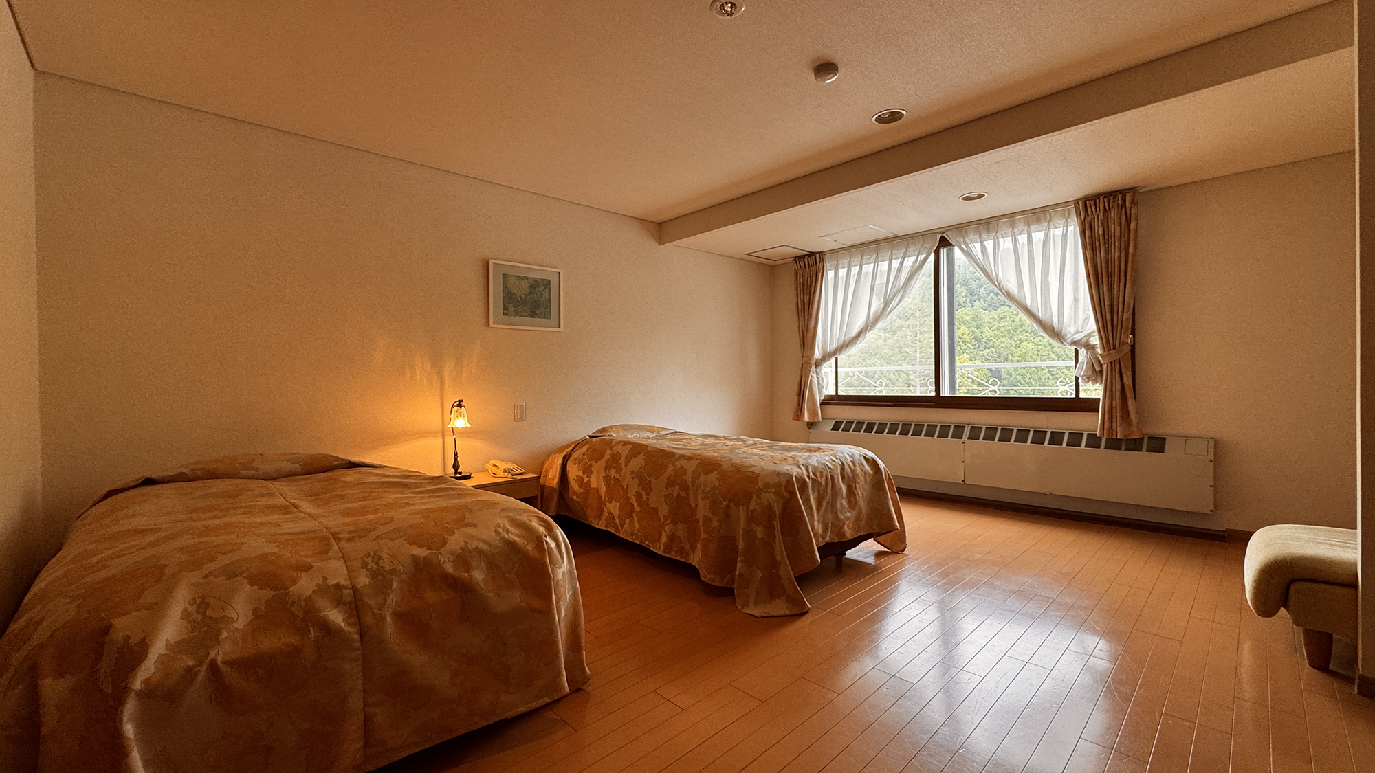 【客室】 洋室ツイン