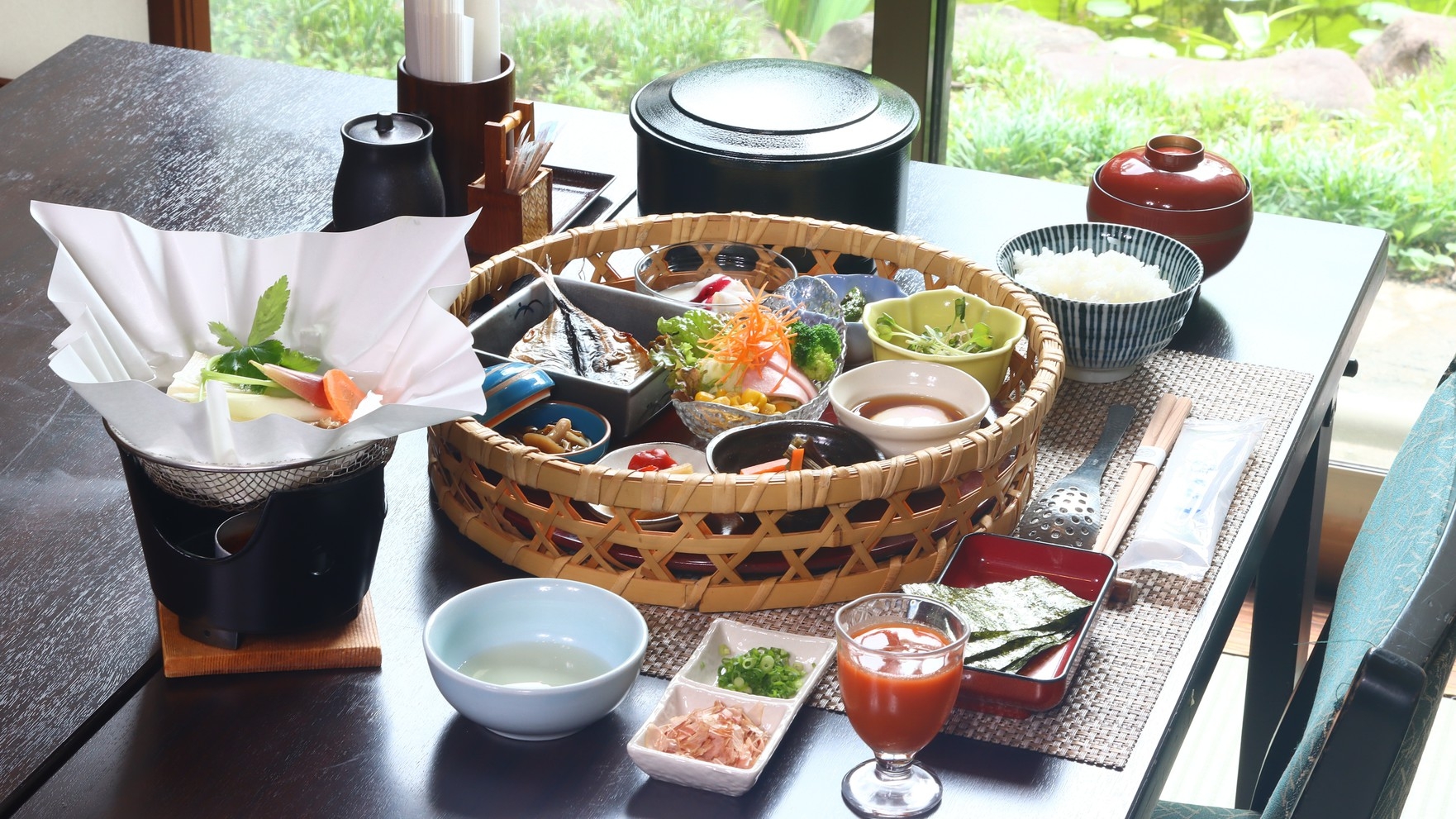 【お料理グレードアッププラン♪】贅沢な味覚と源泉掛け流し温泉/2食付