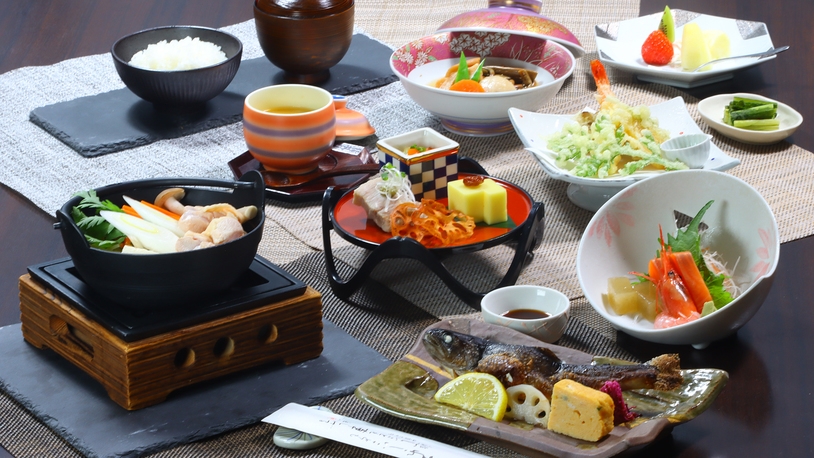【直前割】定番プランをお得に♪田舎和膳と源泉掛け流し温泉/2食付
