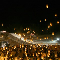 *津南雪まつり名物！夜空に舞う灯篭「スカイランタン」