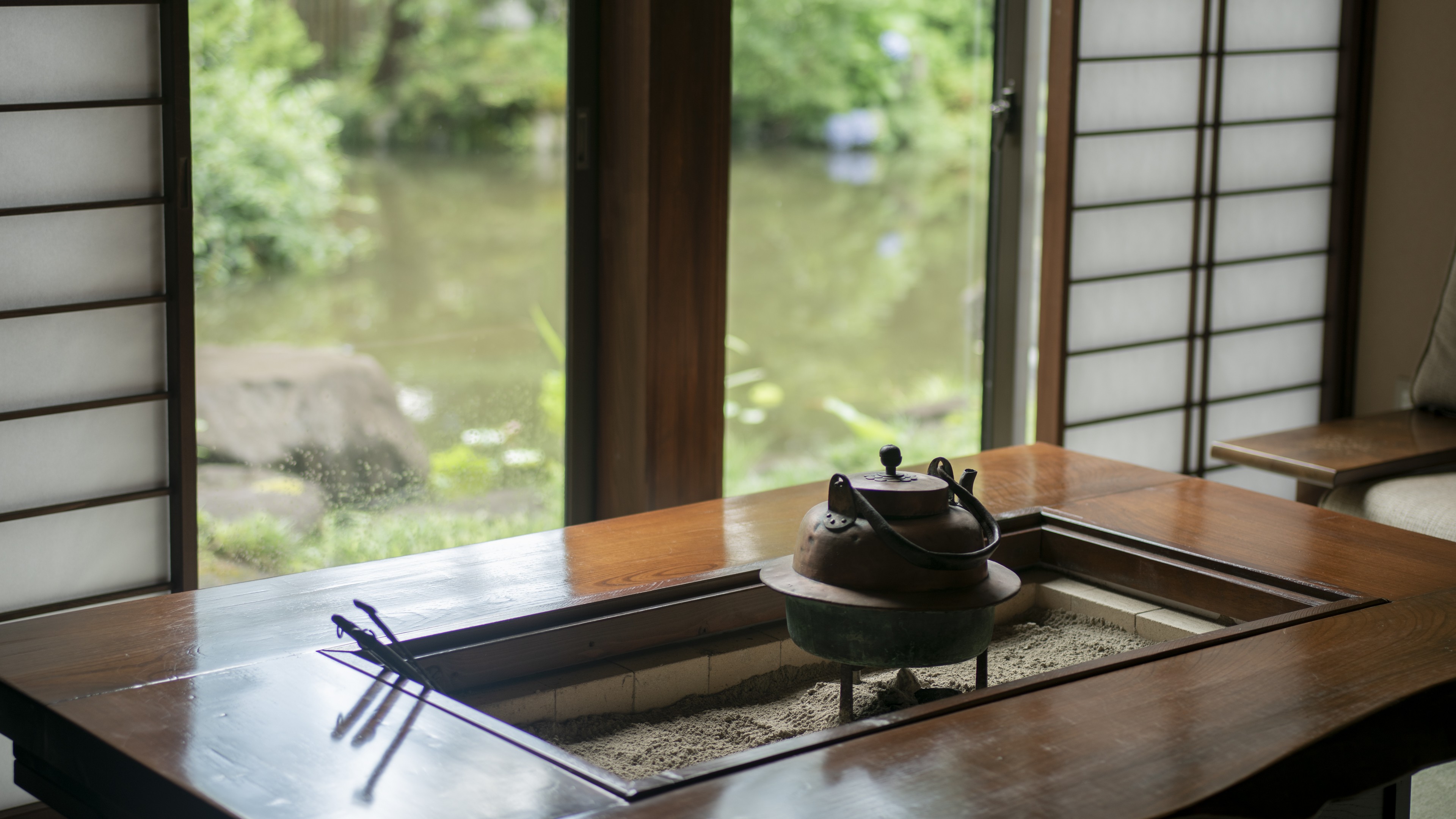◆館内　囲炉裏