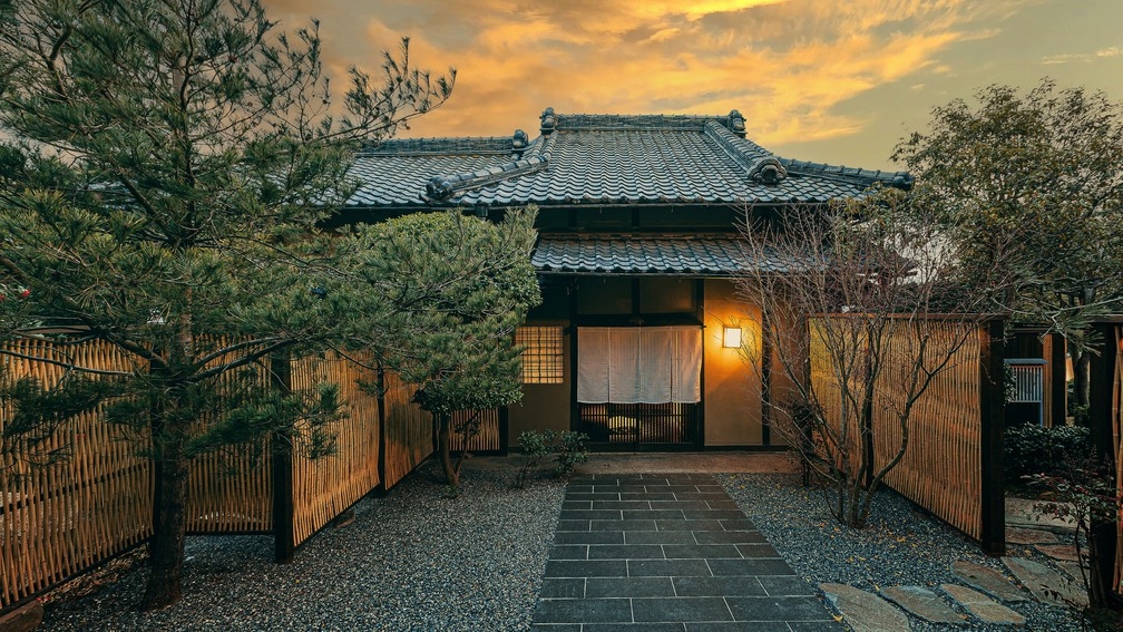【登録有形文化財に泊まる】【THE  COVE】グランドオープン記念宿泊プラン・夕朝食付