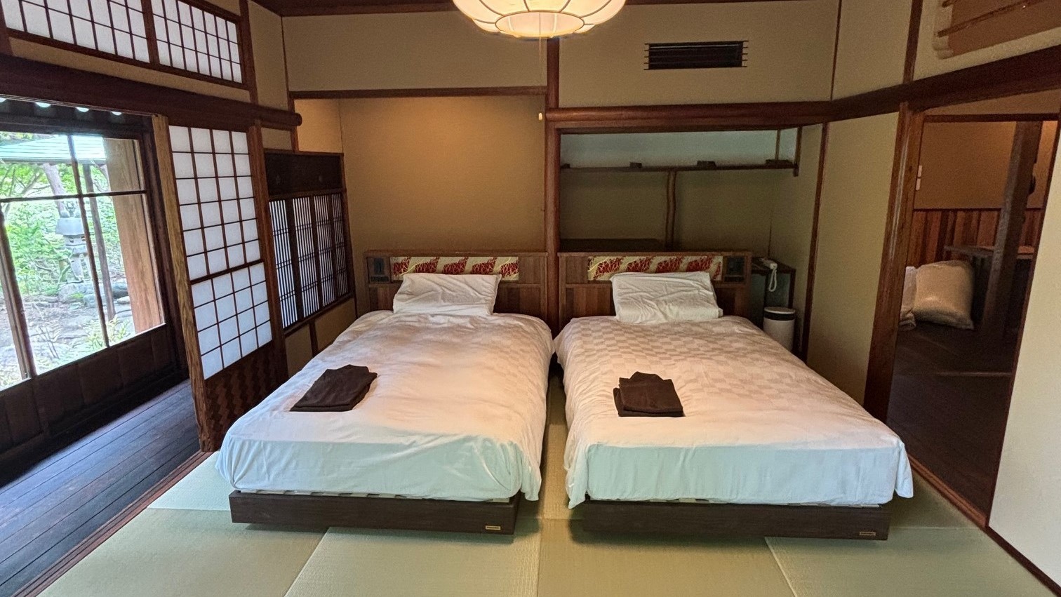 鶯宿亭寝室