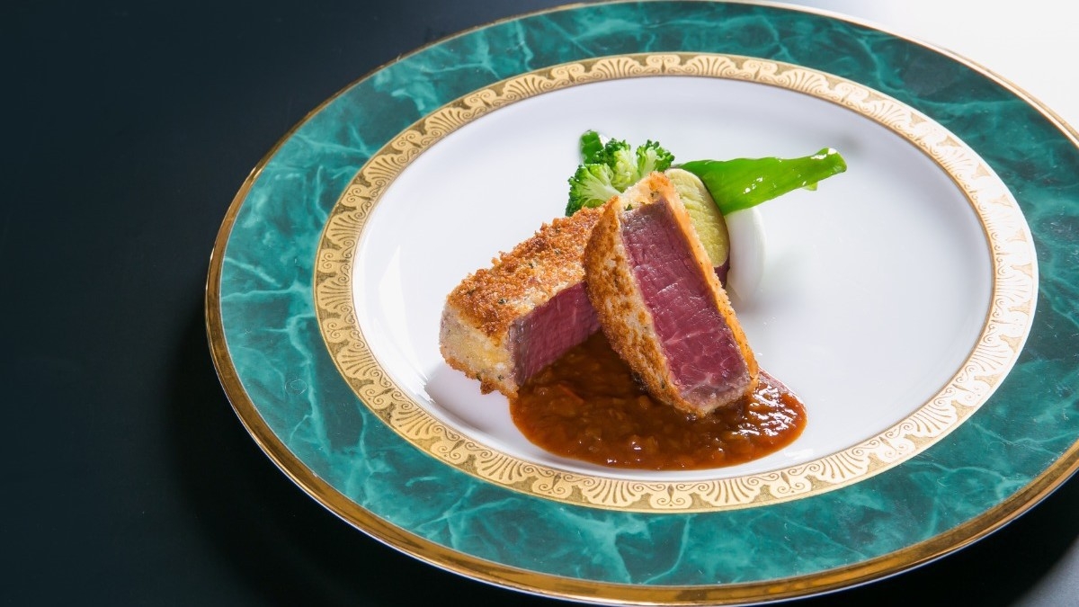2026年4月リニューアル 伝統のビーフ・カツレツ フレンチ プレスティージュ コース  1泊2食付