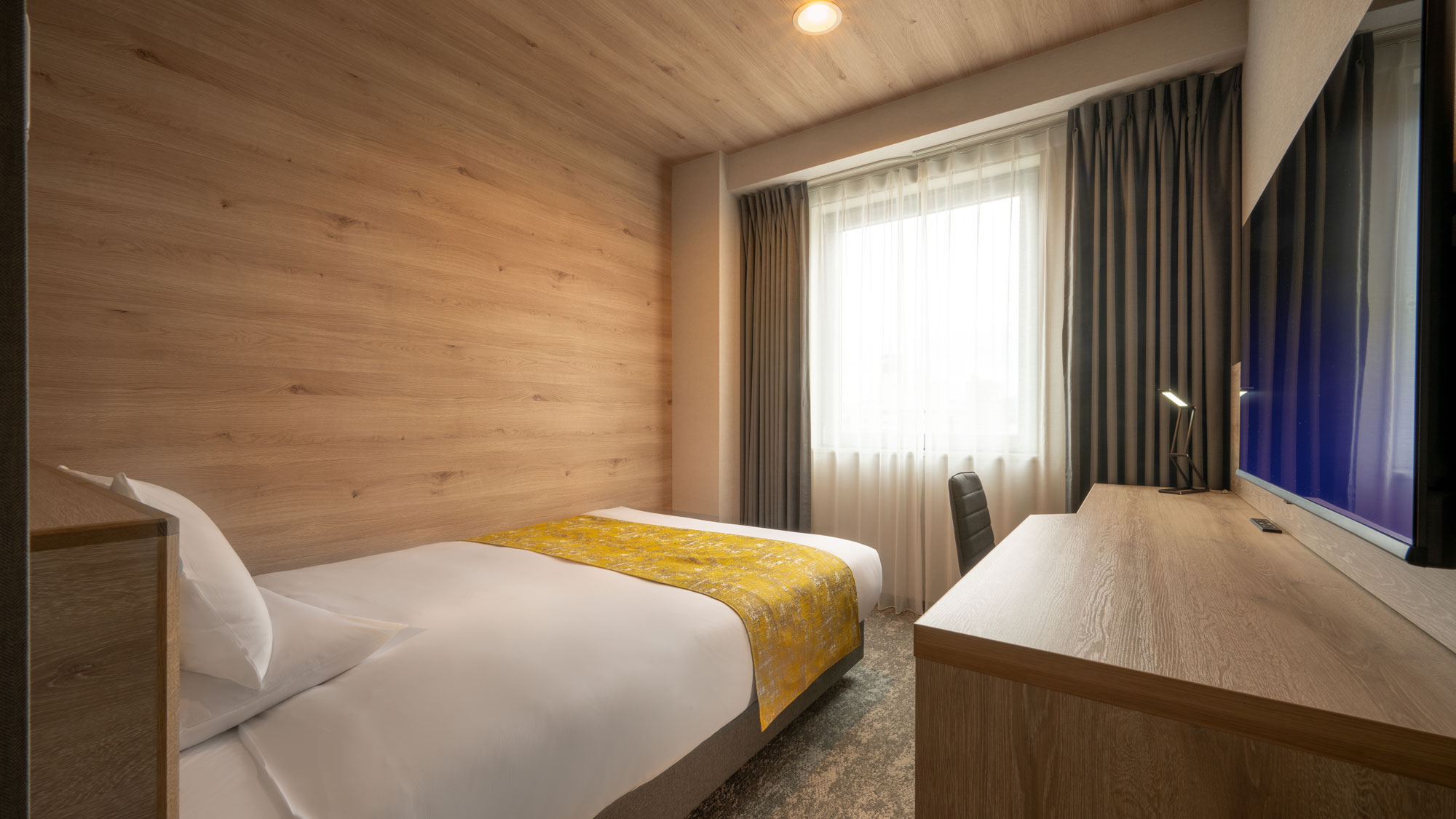 プレミアムシングル　15平米　シモンズベッド 140cm