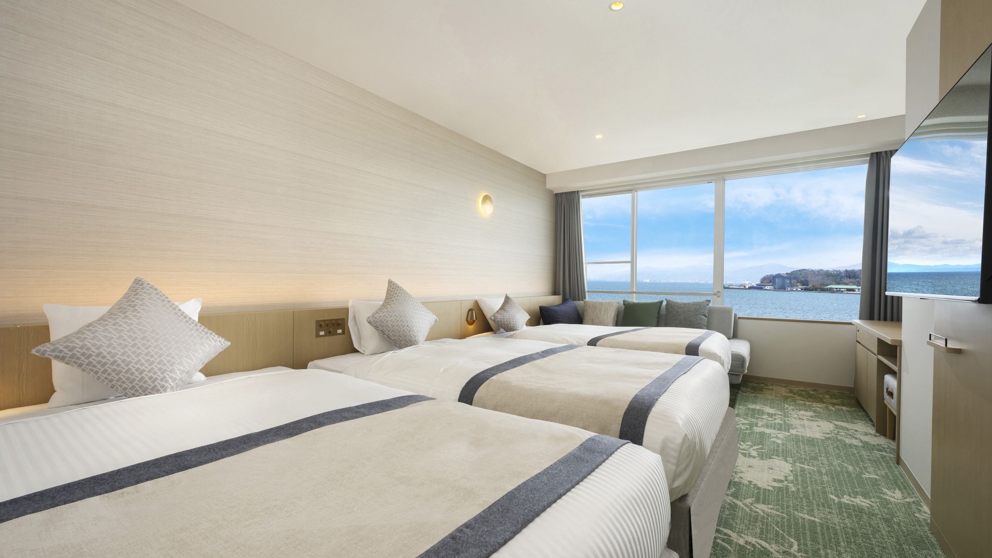 ビューバス付 デラックストリプル／36平米