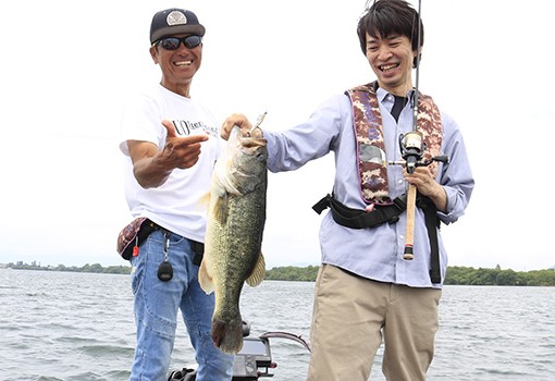 アクティビティ「琵琶湖名物 バス釣り体験」