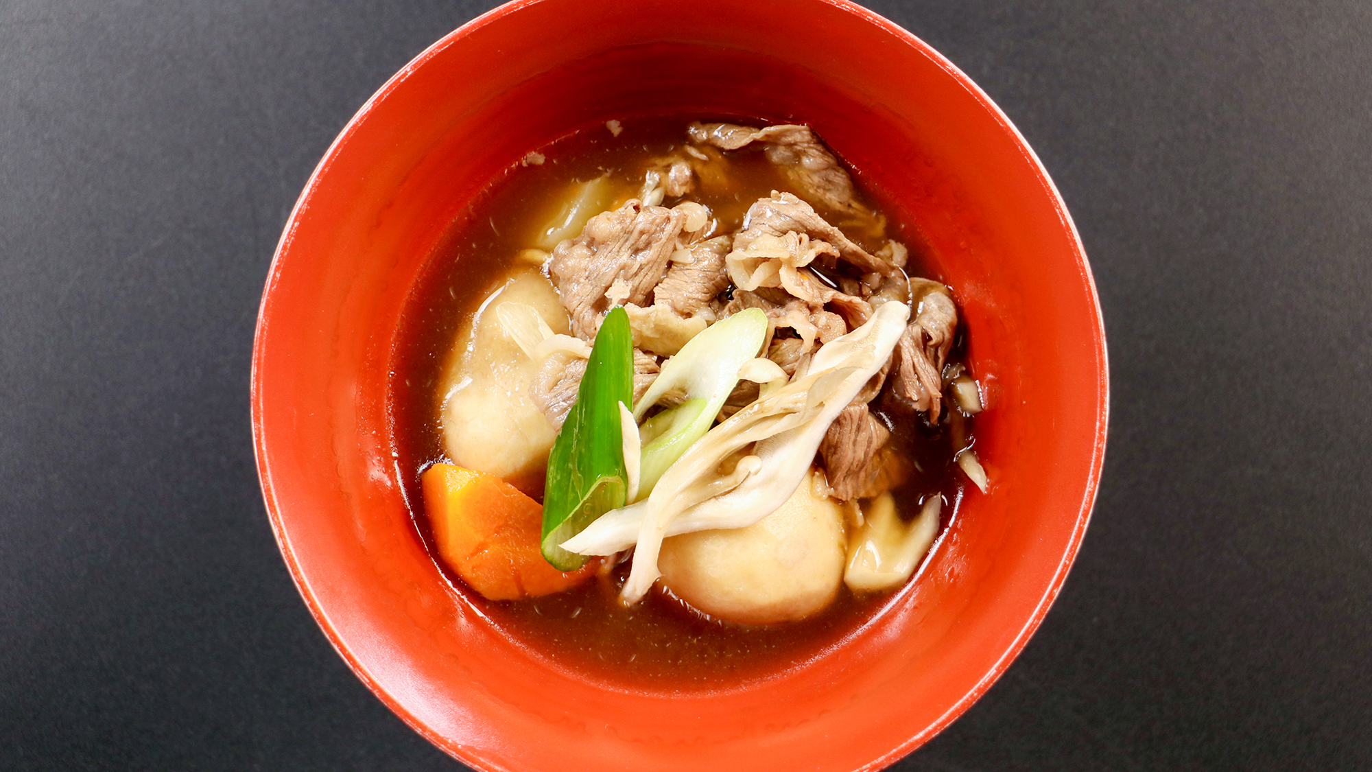 #いも煮　里芋と牛肉を使ったいも煮は山形を代表する郷土料理です♪