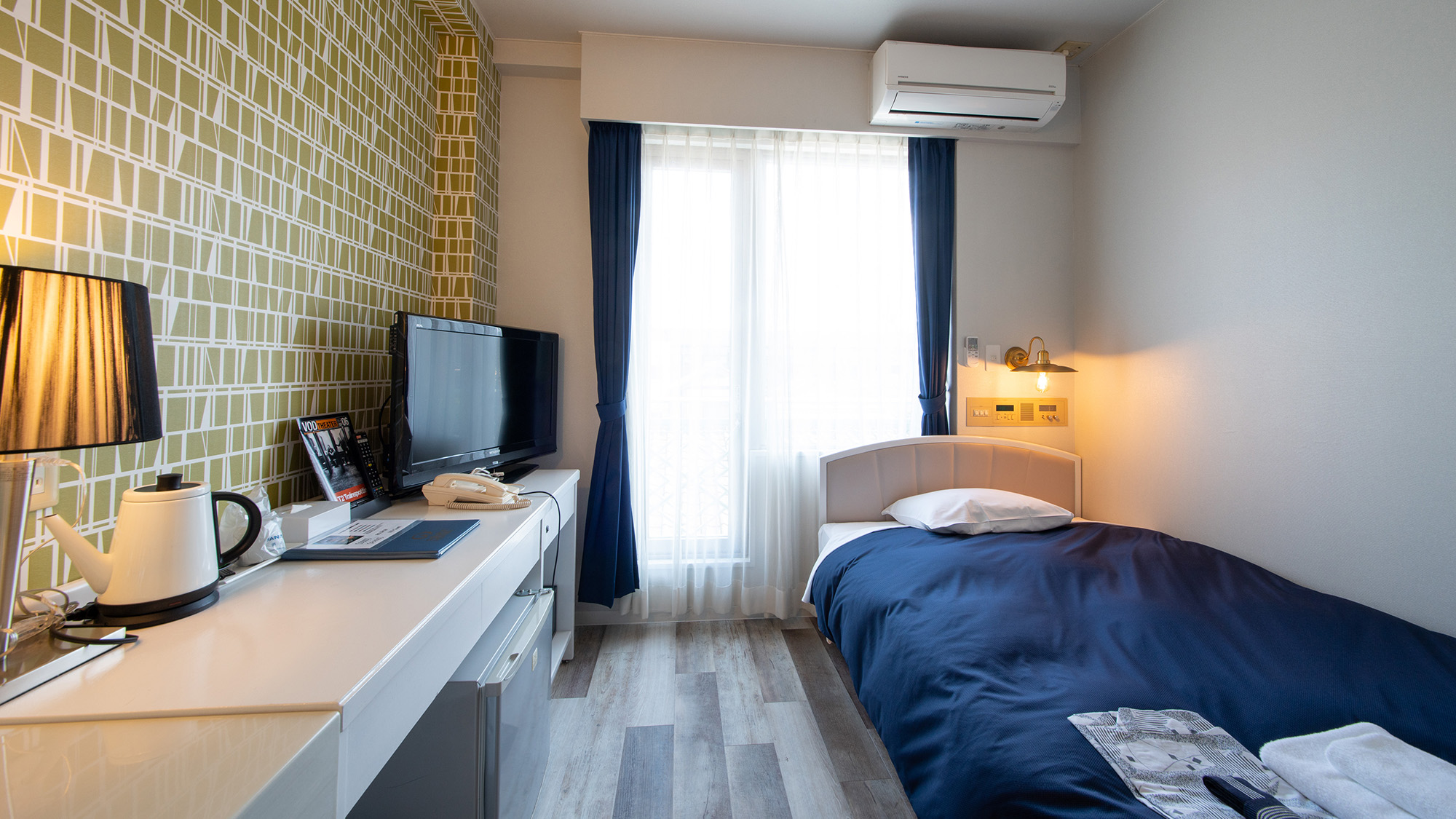 【禁煙セミダブルルーム】