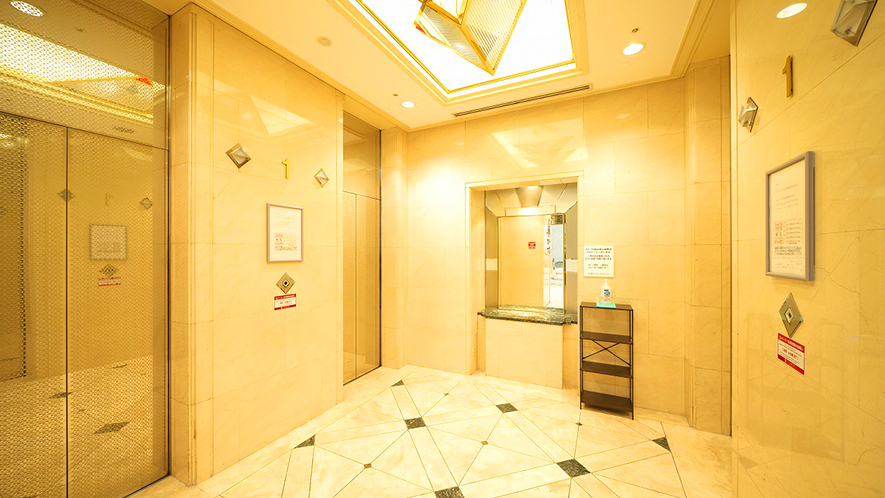 【1階】エレベーターホール