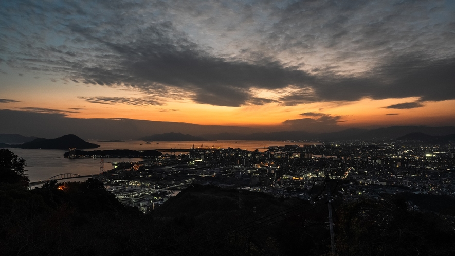 黄金山（おうごんやま）