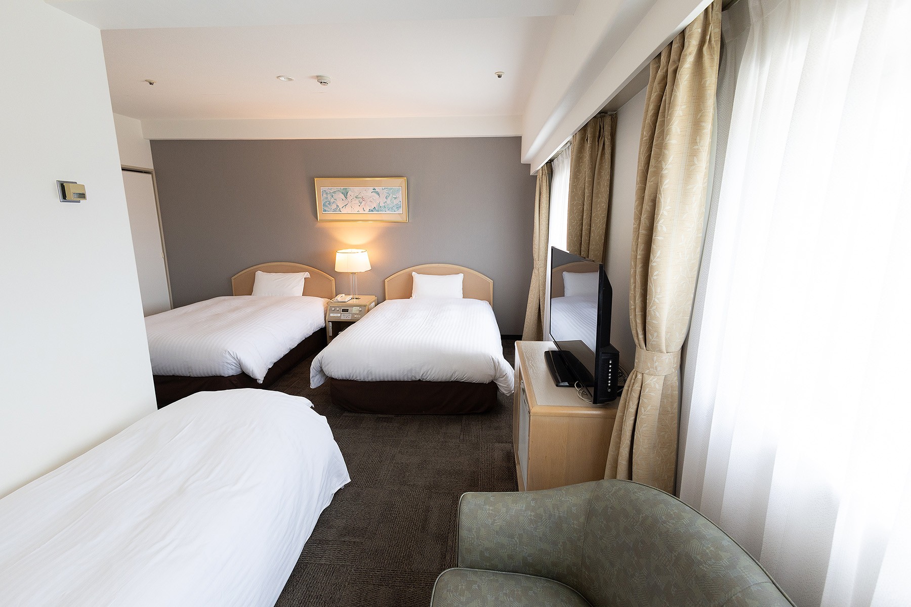 トリプルルーム