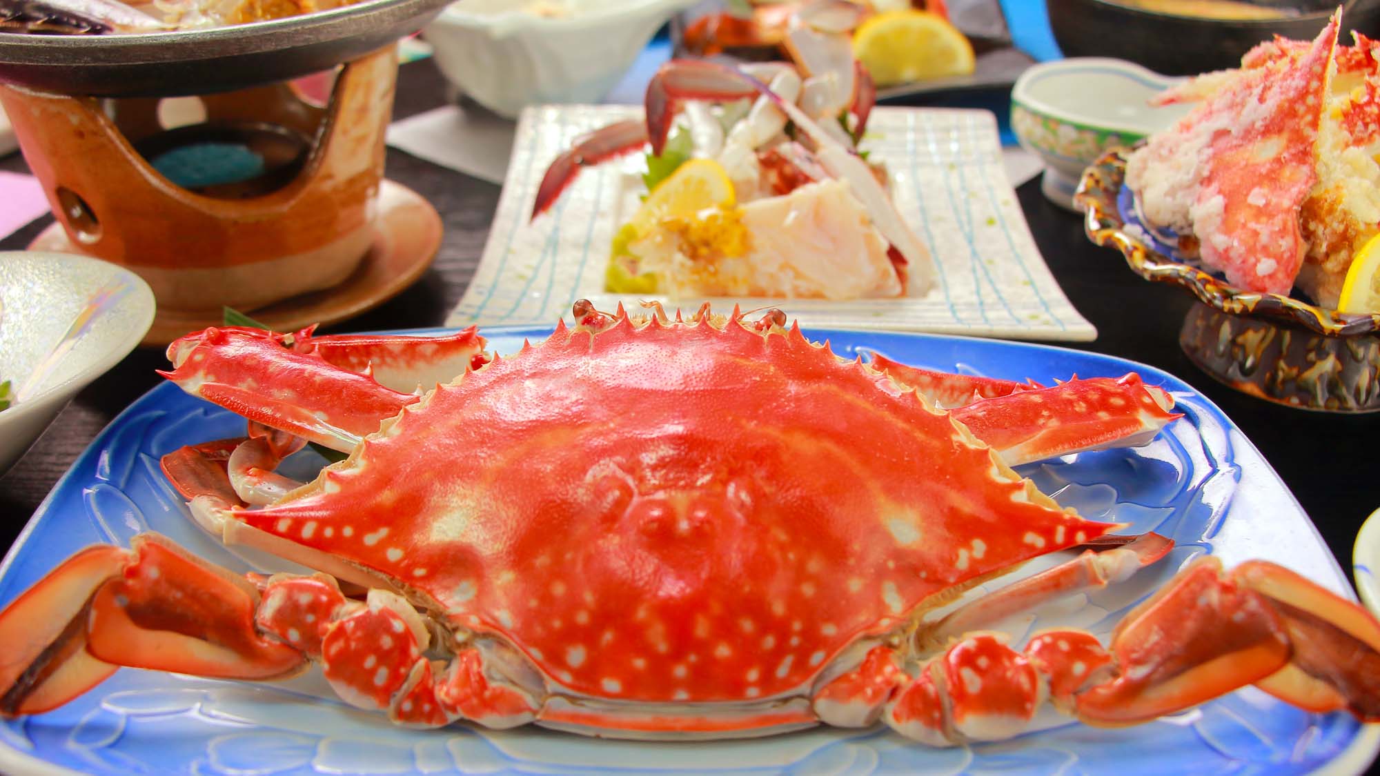 ≪蟹の姿煮≫お1人にまるまる１杯贅沢に。竹崎蟹は旨味が濃厚です♪