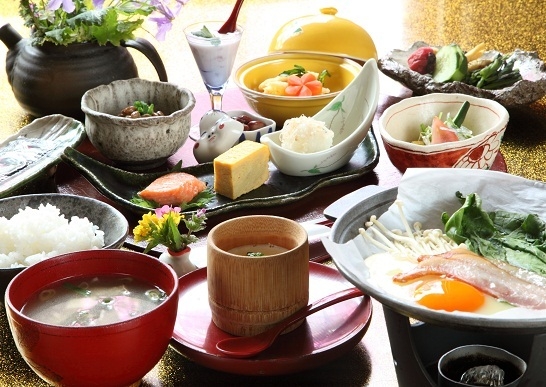 朝食付きプラン！貸切風呂無料（露天・ヒノキ内湯など4箇所あり）※夕食なし
