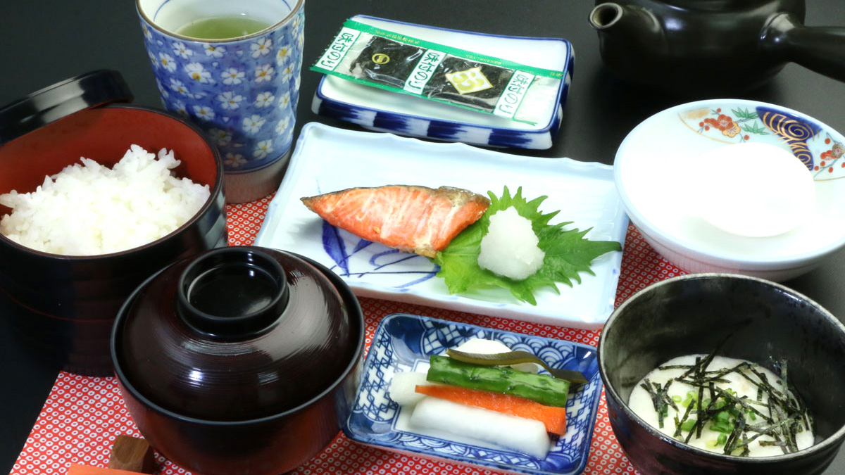 【朝食一例】