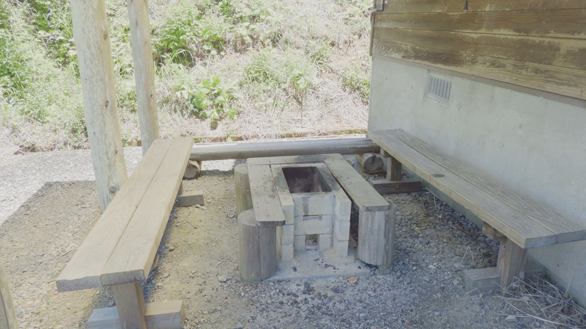 *【BBQ場】屋根付きだから日差しの強い日や多少天気の悪い日でも安心