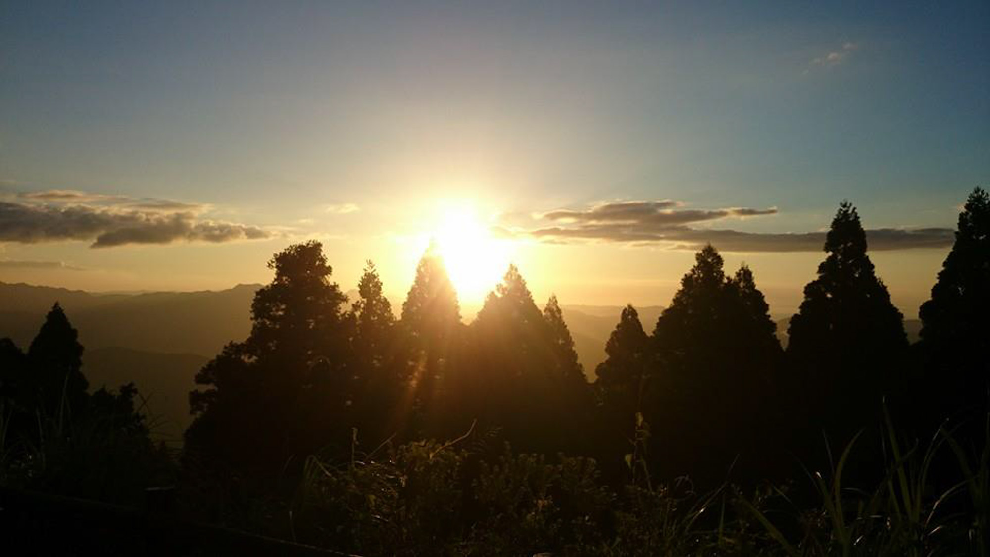 *周辺観光：九州山地に沈む夕陽。美しい景色にうっとり♪
