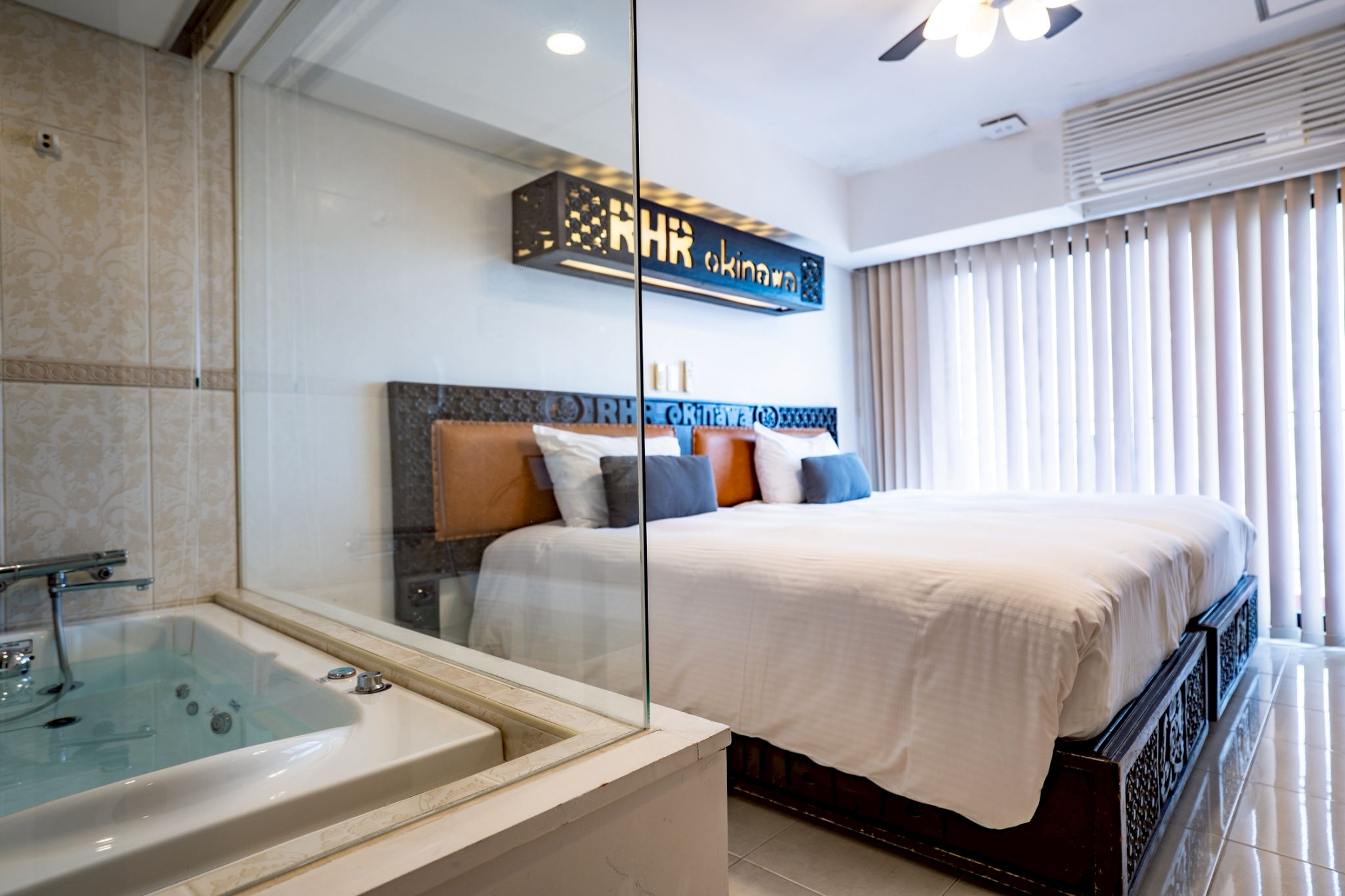 【ホテル棟】ローヤルオーシャンツイン