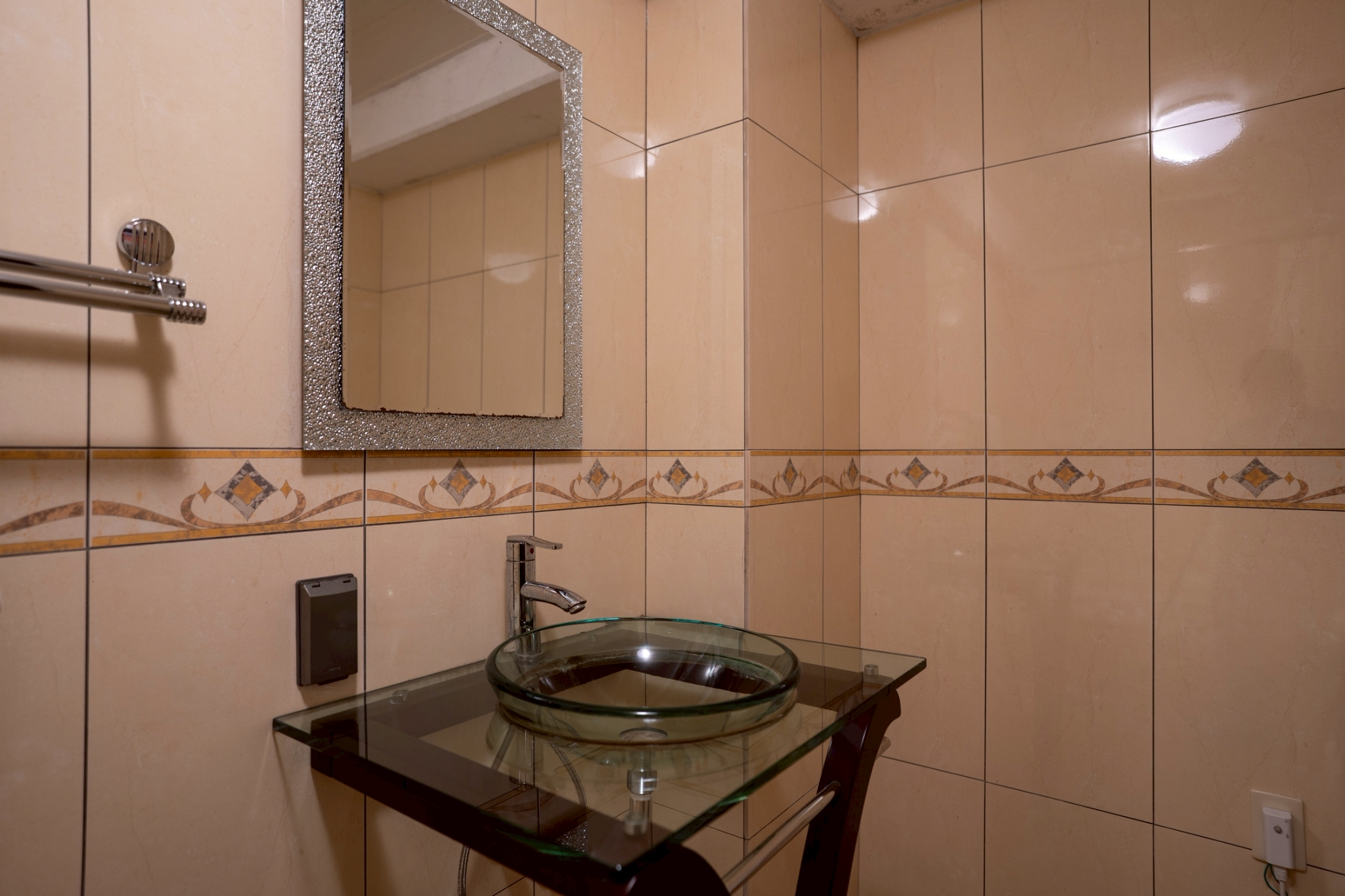 【コンド棟】ローヤルスタンダード