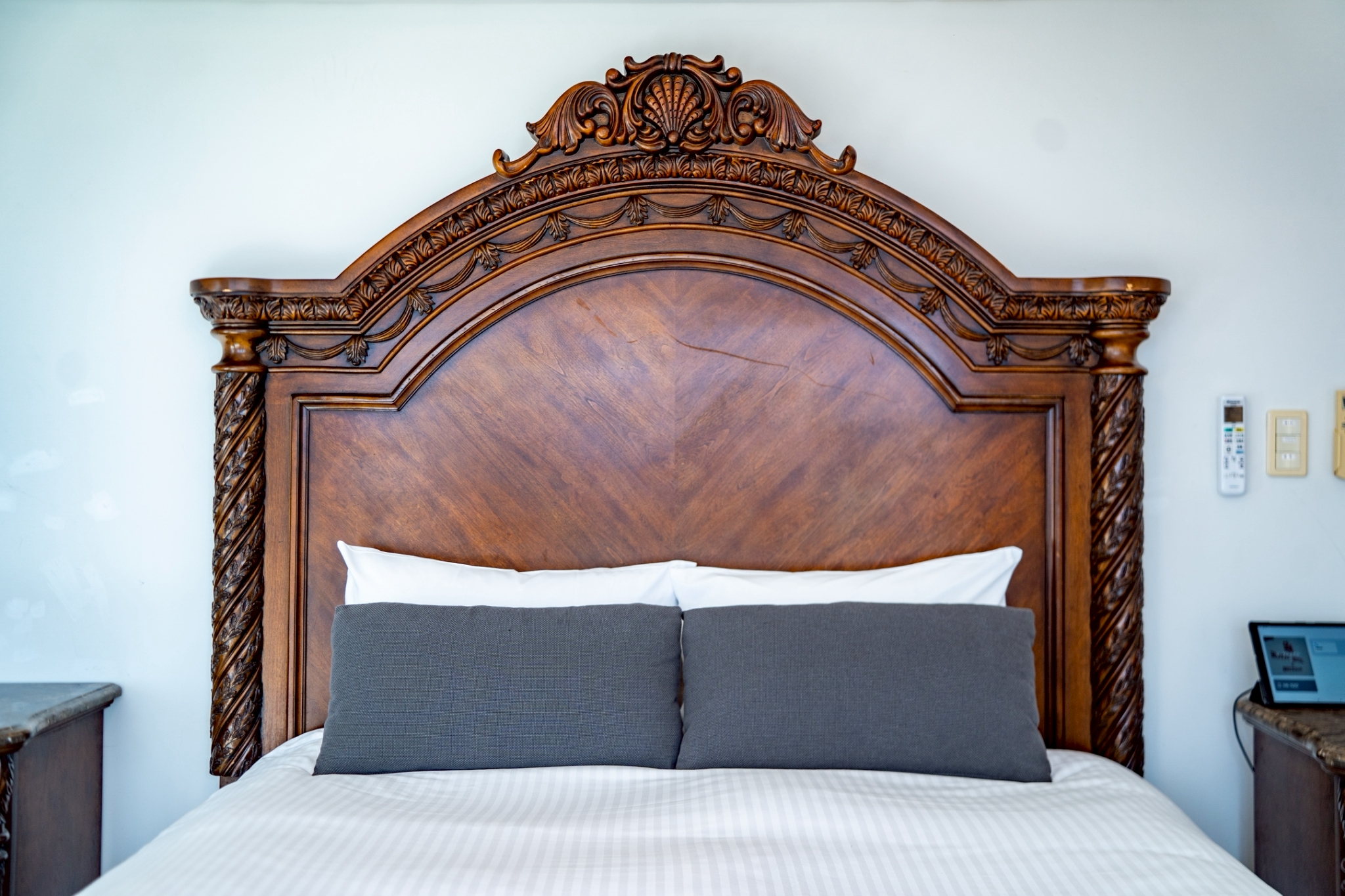 【ホテル棟】ローヤルオーシャンコーナースイート