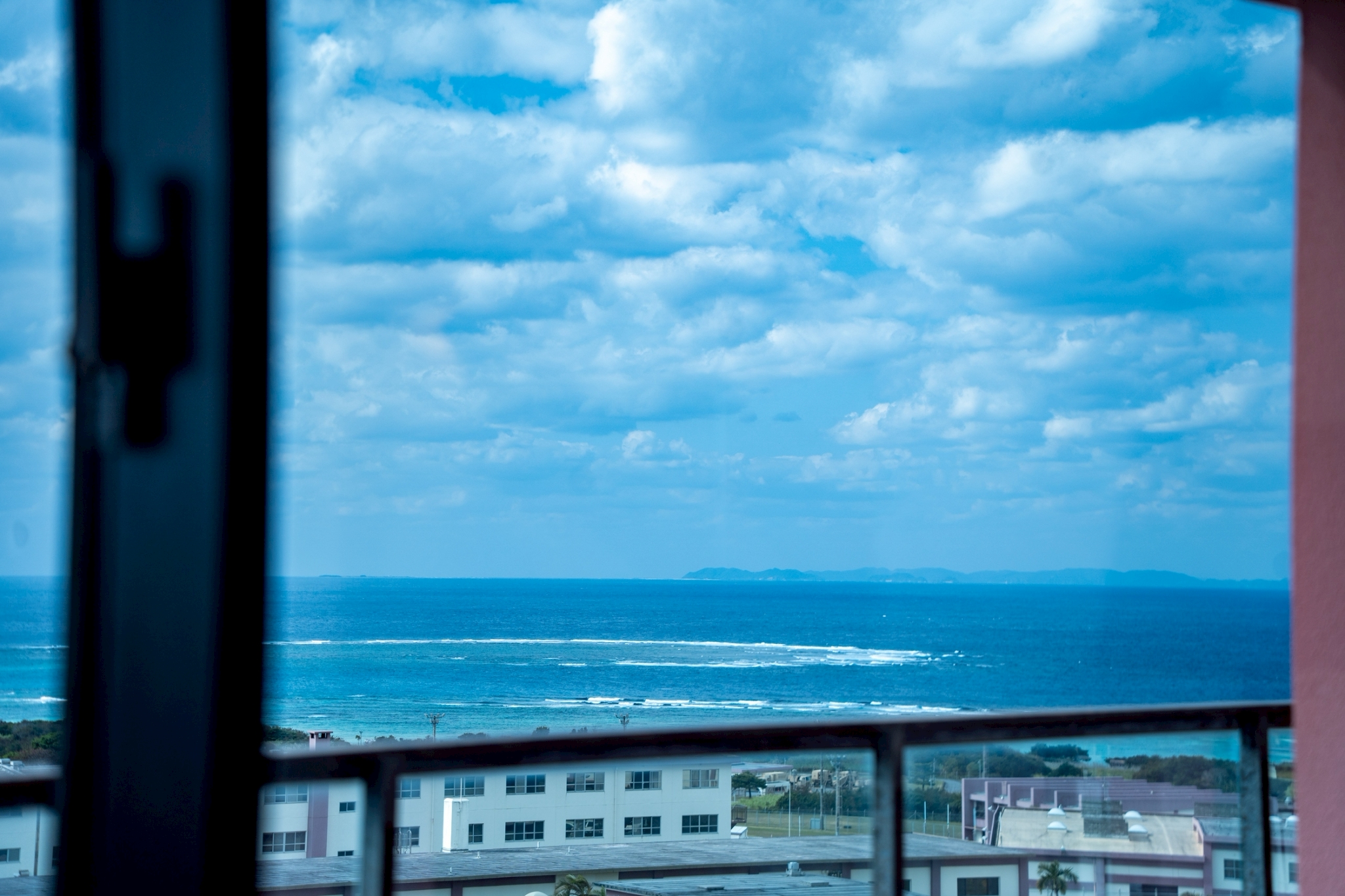 【ホテル棟】ローヤルオーシャンコーナースイート