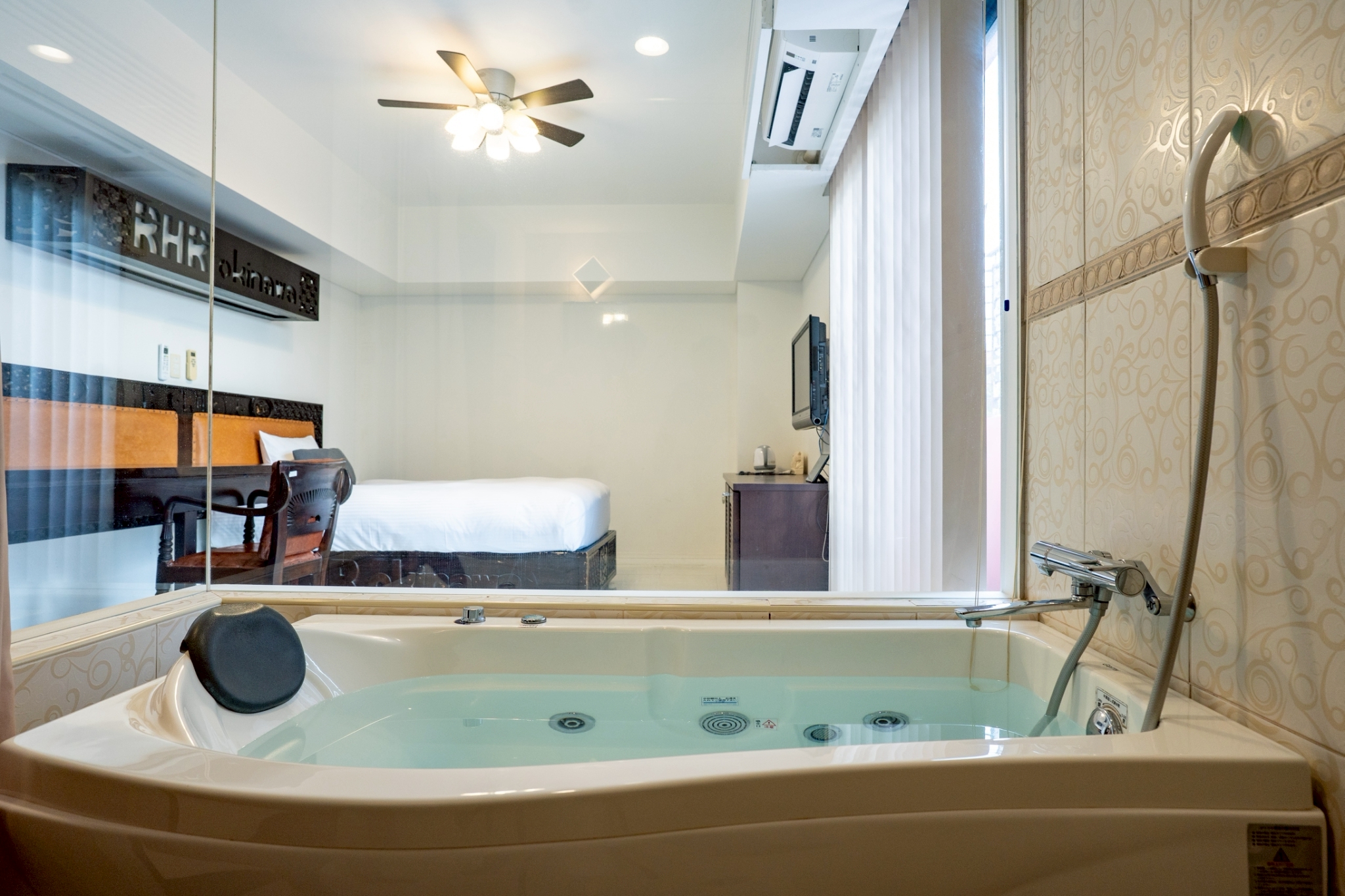 【ホテル棟】ローヤルビジネス