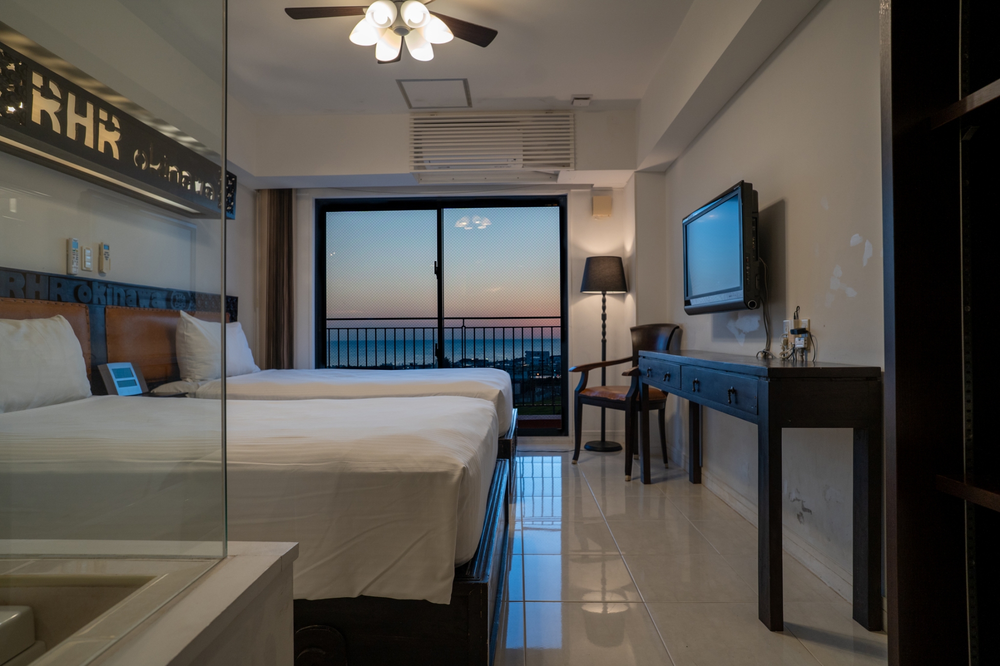 【ホテル棟】ローヤルオーシャンツイン