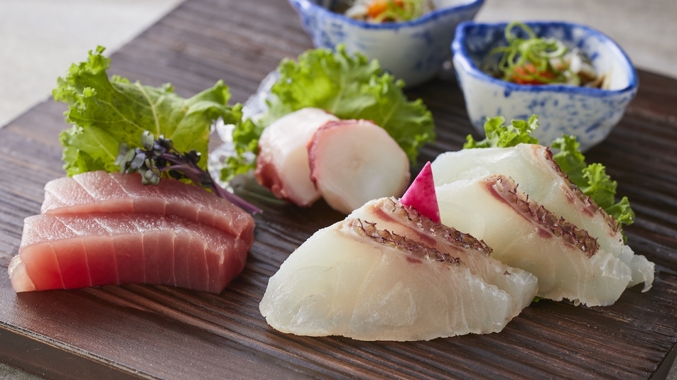 オールインクルーシブ／【季節の会席】旬の食材を活かした日本料理・夕朝食＋滞在中ドリンク・軽食料金込