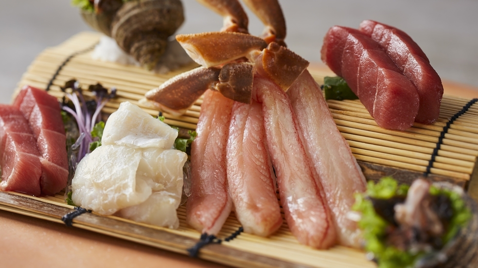 【かに食べ放題／極み会席】料理長渾身の蟹づくし料理！夕朝食・ドリンク・軽食込／オールインクルーシブ