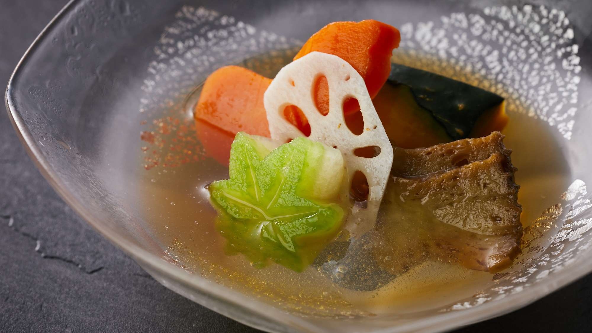 【季節の会席】季節の食材を活かした会席