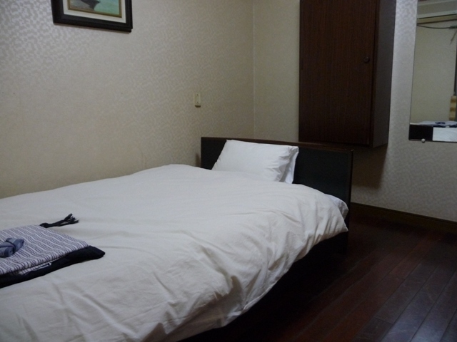 シングル　洋室