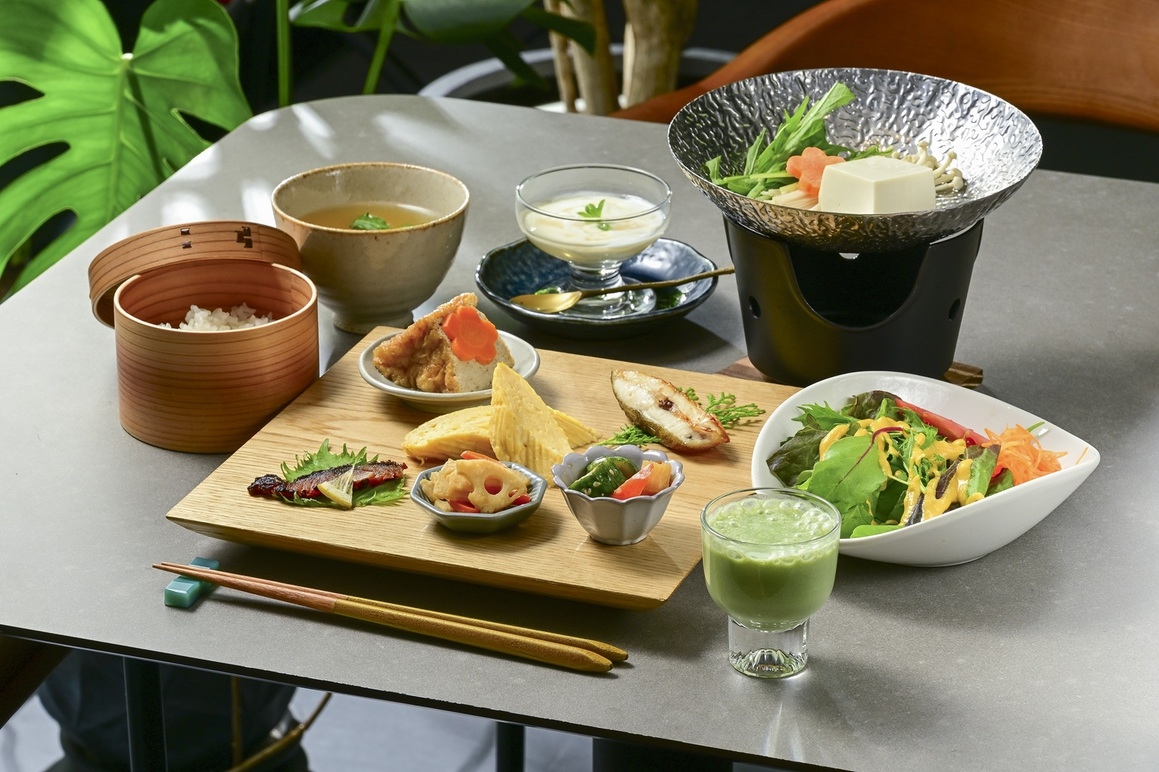 【期間限定お試しプラン】「夜のカフェ飯」×「カフェの朝ごはん」海辺のカフェで1泊2食