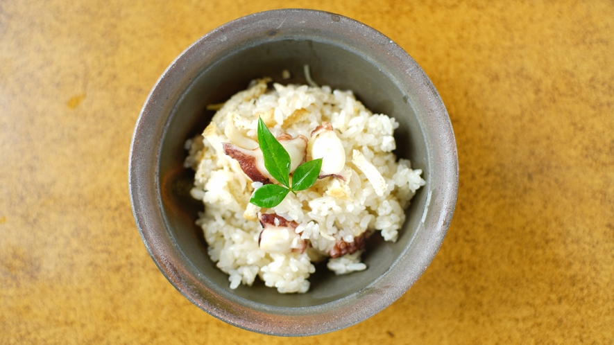 【お食事】季節の釜飯