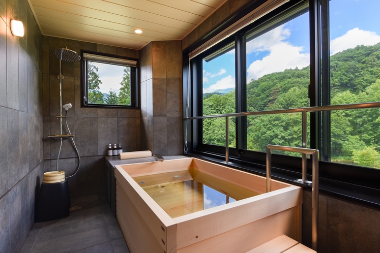*【半露天付特別室】お部屋のお風呂からは、開放感のある景色をひとりじめすることができます。
