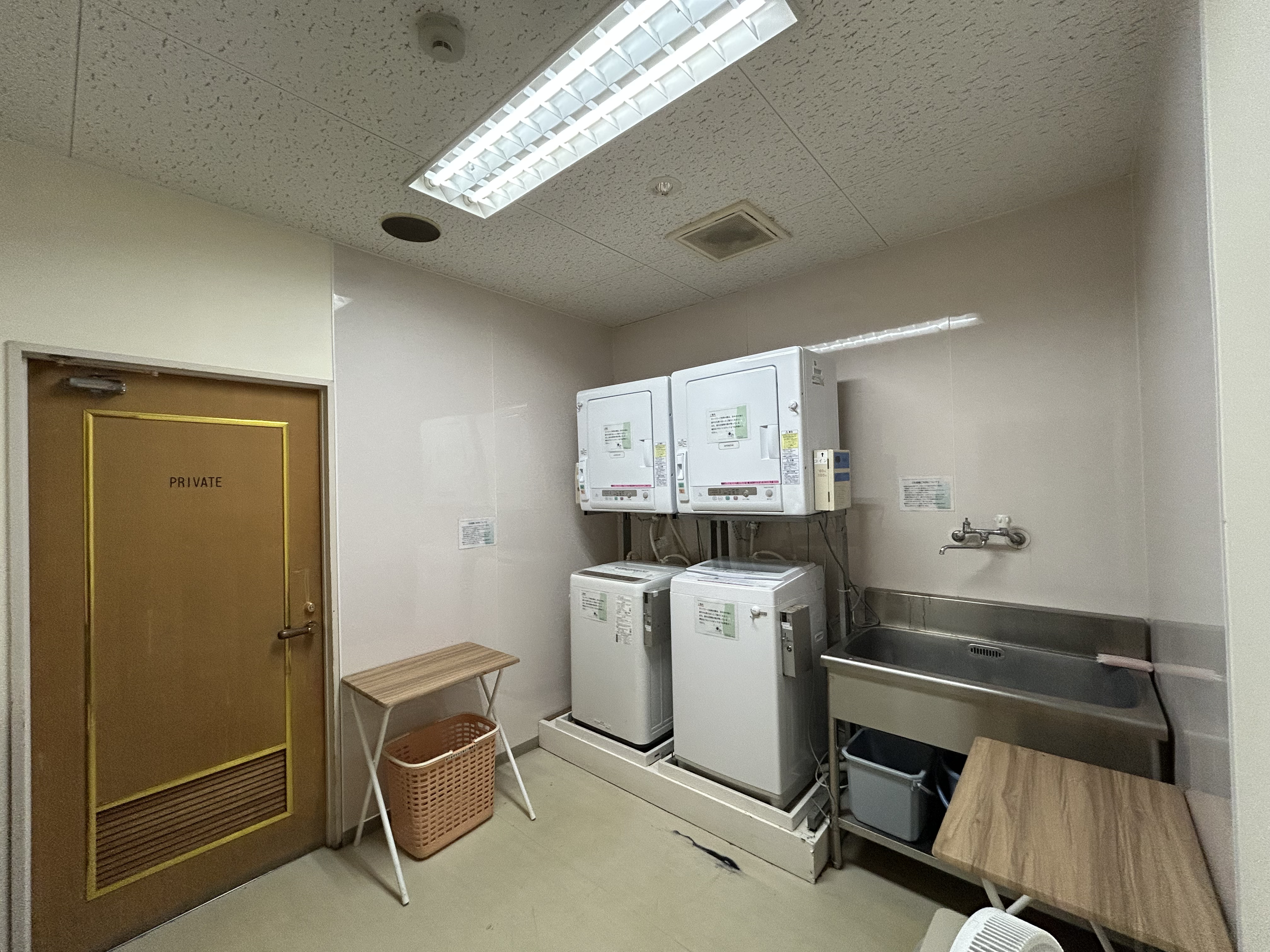 コインランドリー