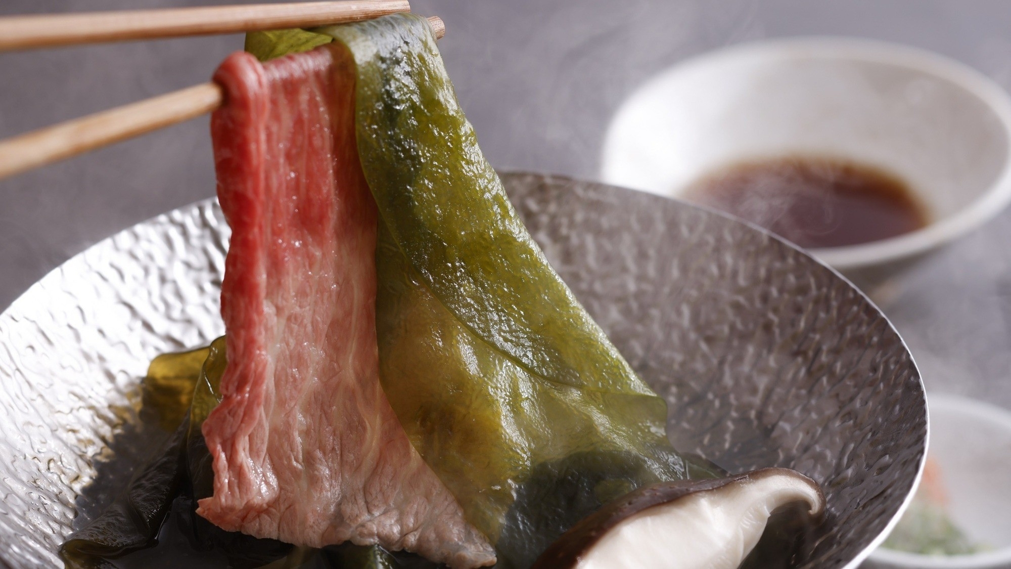 〜お日にち限定〜素材の旨みを存分に活かした会席！夕食をワンランクグレードアップ【特別会席】