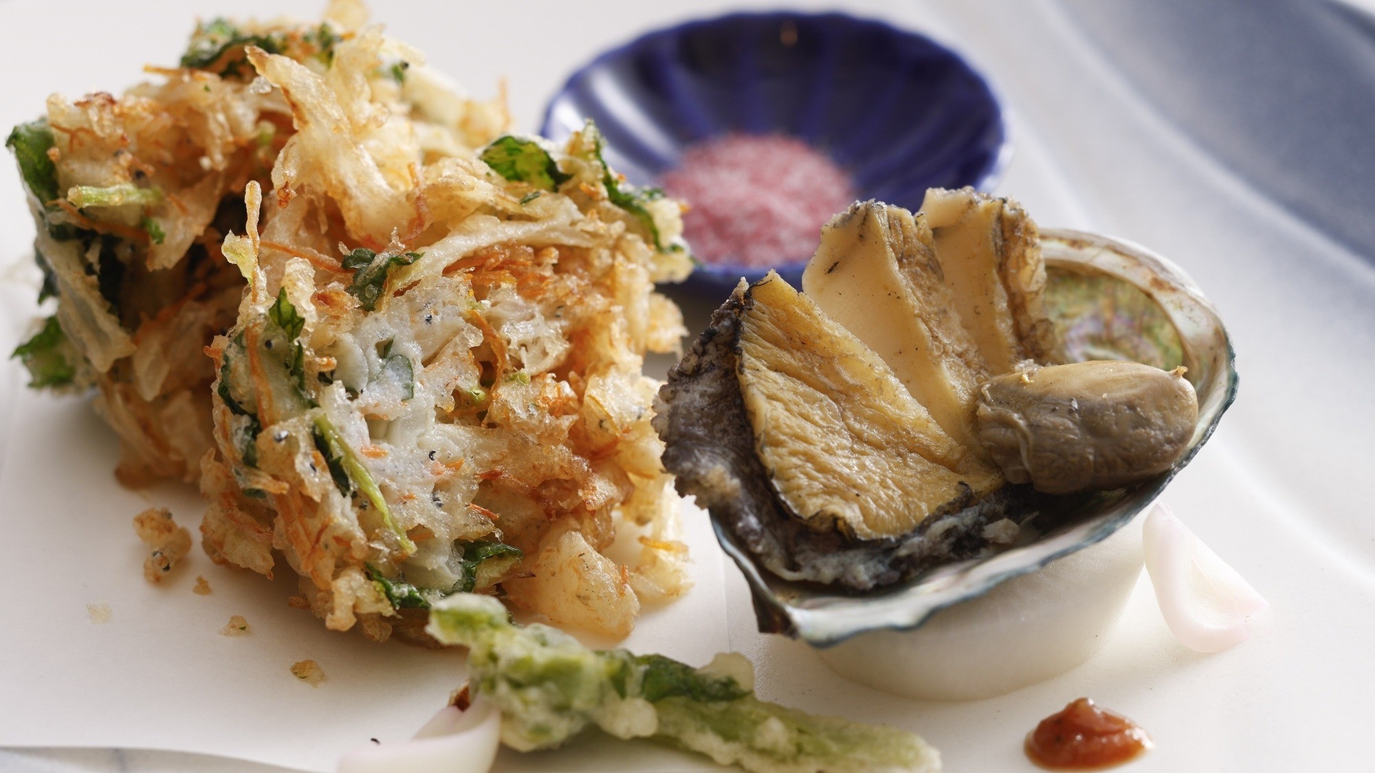 蒸し鮑と紀州しらすのかき揚げ