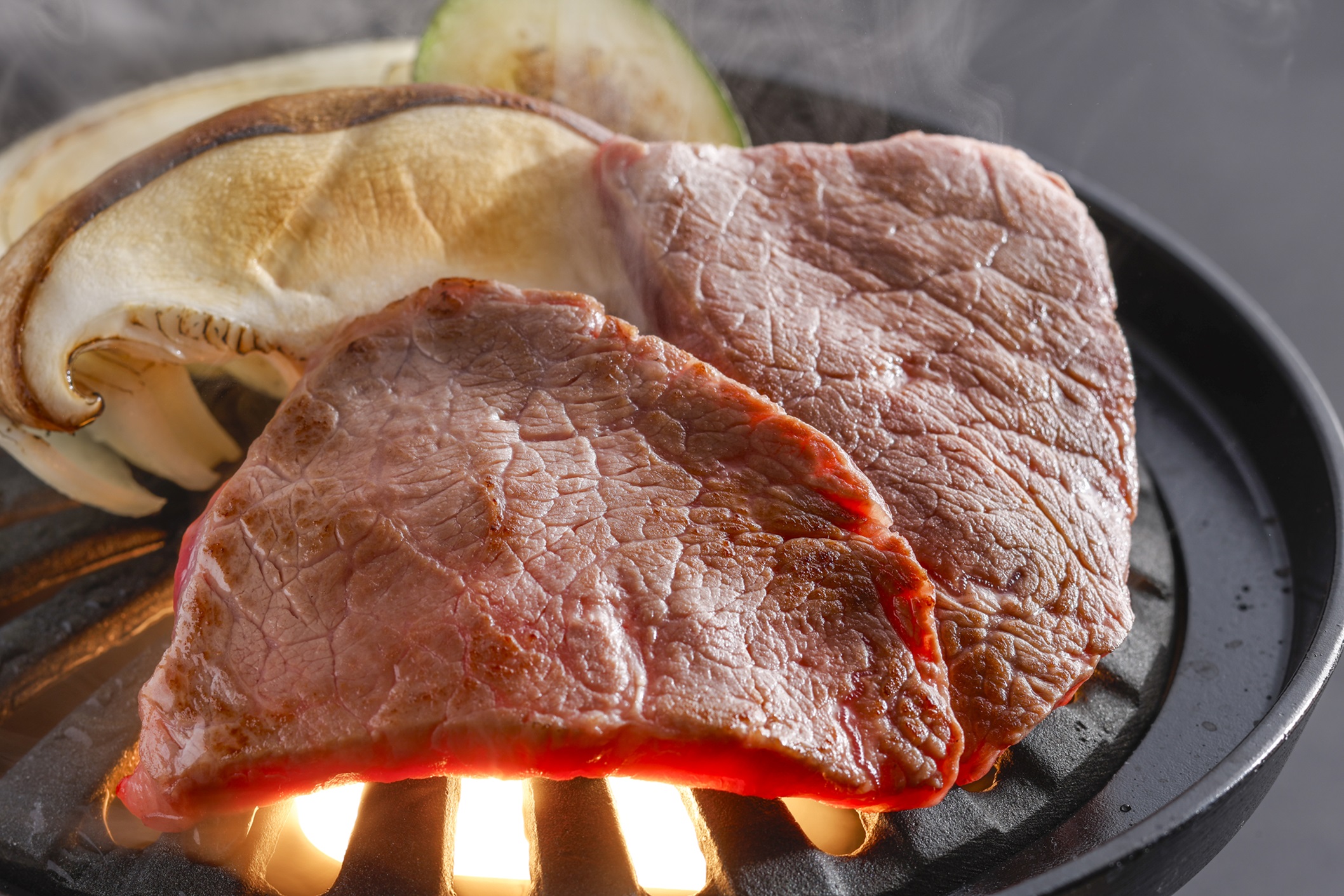 2026年夏「土地の恵み会席」料理一例（和歌山県産熊野牛の鉄板焼き）