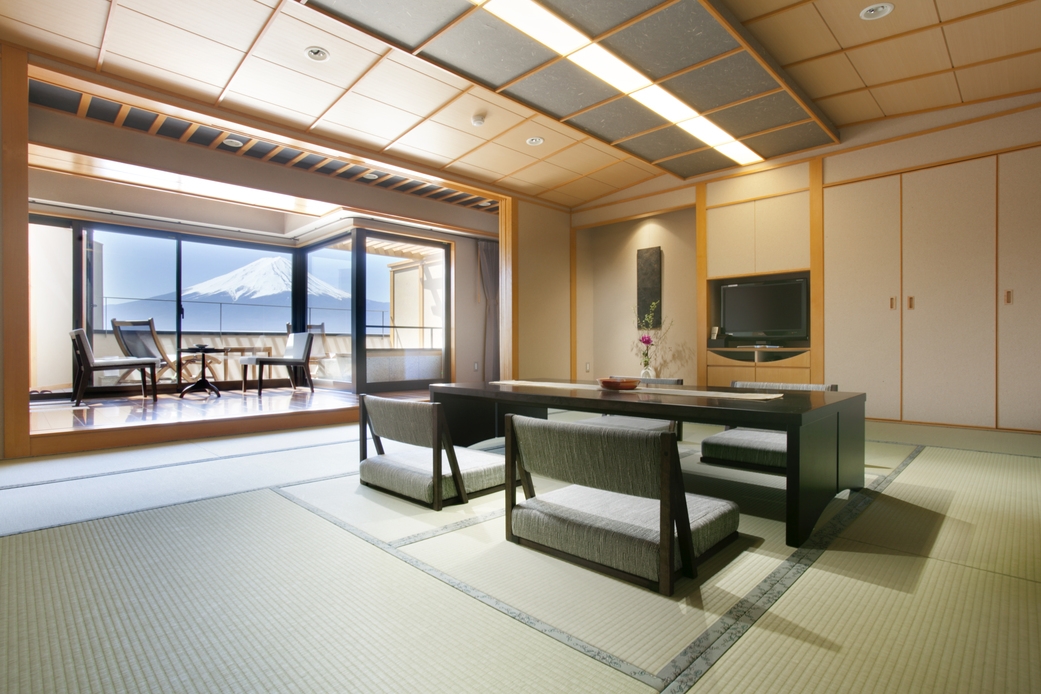 ※【足湯付リラックスプラン】夕食：お部屋or個室食　朝食：レストラン（和室12.5畳＋足湯付客室）