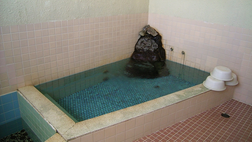 *【風呂】24時間利用可能！人工温泉システム利用なので、体の芯から温まります。