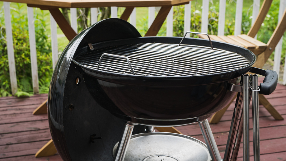 【網焼きBBQ】ができるよ！　でも雨ならお部屋内でホットプレート！　食材・調味料は持参で！素泊！