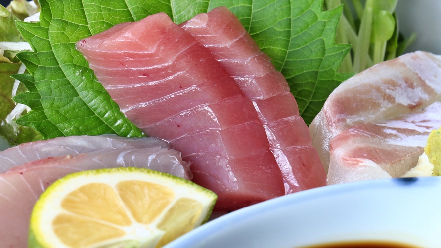 【スタンダード料理】潮風感じる海辺の宿で味わう旅へ-1泊2食-