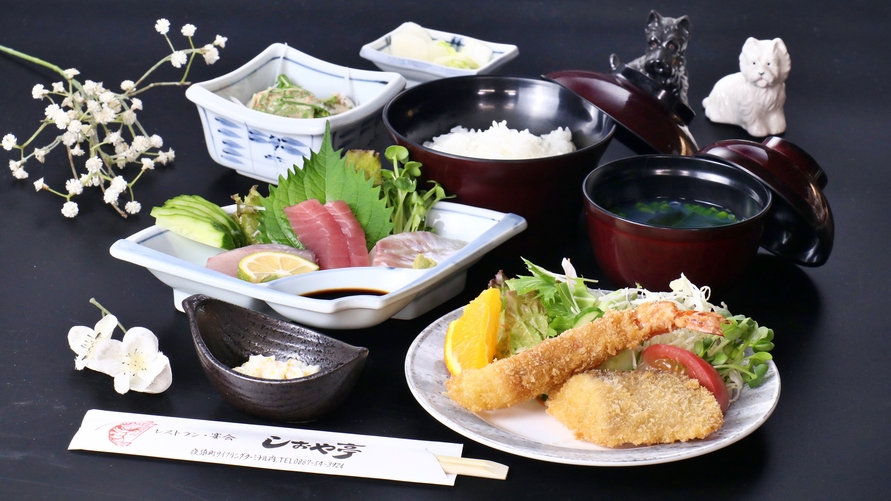 【スタンダード料理】潮風感じる海辺の宿で味わう旅へ-1泊2食-