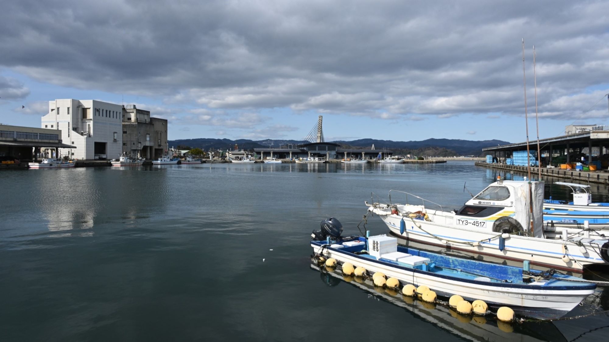 【周辺観光】氷見漁港