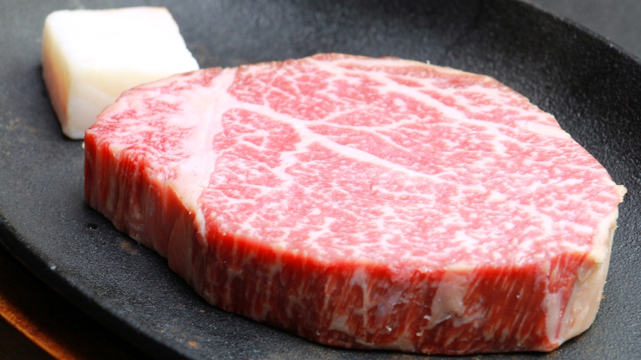 ☆人気の米沢牛ステーキを格安で堪能＆源泉かけ流し♪【1泊2食】