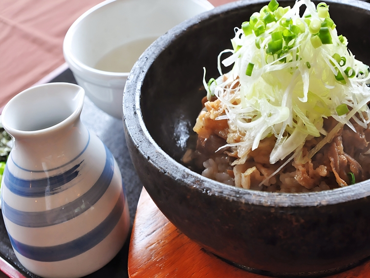 郷土のお店とタイアップ！早めのチェックインOKランチ付！ゆったりのんびり一泊3食満喫プラン